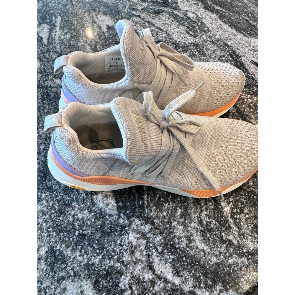 ARKK Copenhagen
Raven FG‎ PET Vulkn Vibram Pelican  - Women  US size 8